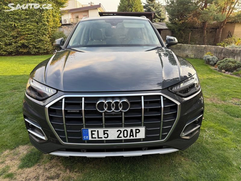 Audi Q5, Audi Q5 50 TFSIe jako nové